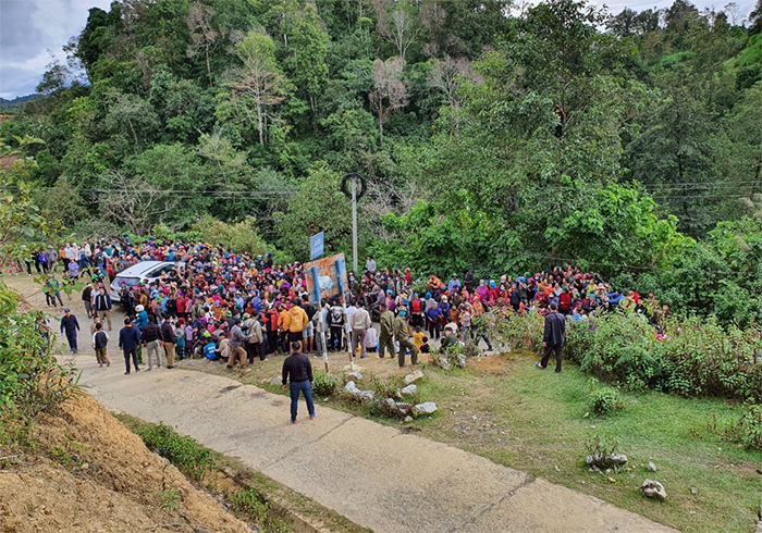 Hạ m&agrave;n kịch của g&atilde; thầy c&uacute;ng - Ảnh 2.
