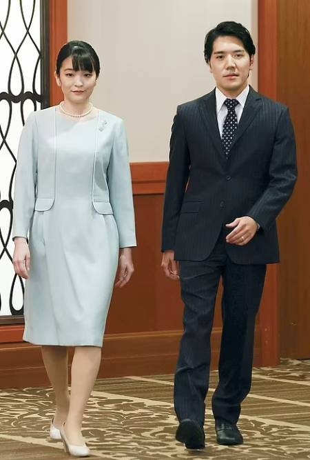Sau hôn lễ Công chúa Mako, vì sao Hoàng gia Nhật rơi vào cuộc khủng hoảng nghiêm trọng? - Ảnh 4.
