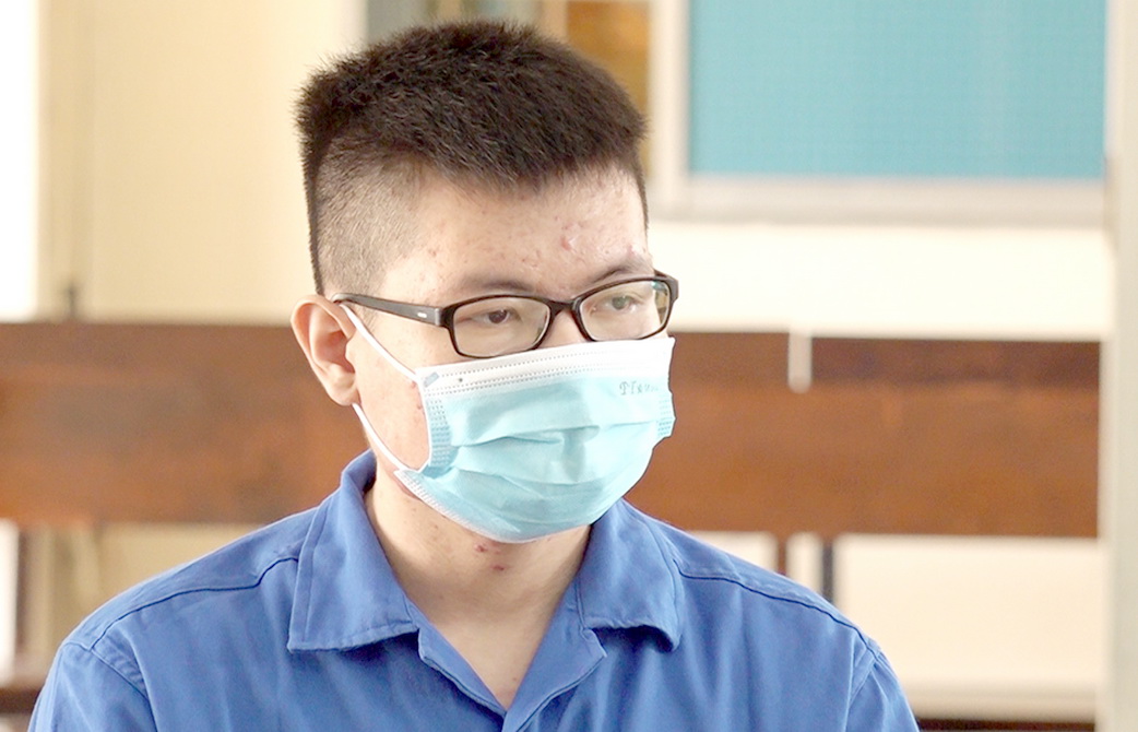 Sinh viên đâm người khác suýt chết vì mâu thuẫn chuyện nhậu - Ảnh 1. Sinh viên đâm người khác suýt chết vì mâu thuẫn chuyện nhậu - Ảnh 1.