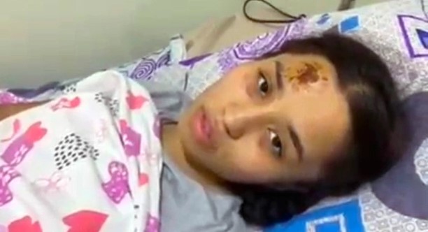 Nữ sinh bị đẩy từ tầng cao xuống đất nhưng thoát chết thần kỳ, kể lại câu chuyện kinh hoàng do chính cấp trên gây ra - Ảnh 1.