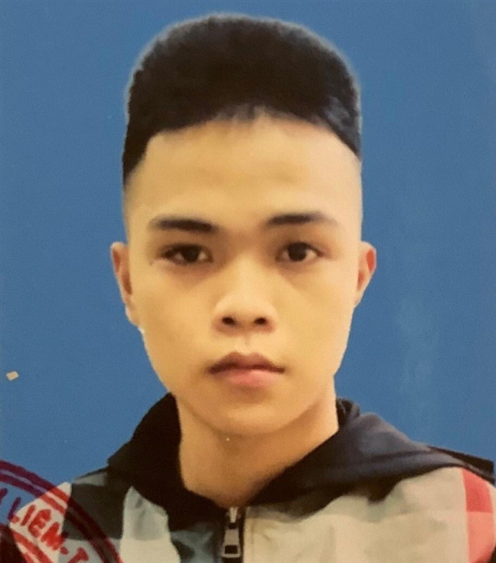 T&igrave;m kẻ bị truy n&atilde; nguy hiểm d&ugrave;ng vũ kh&iacute; ch&eacute;m người trọng thương - Ảnh 1.