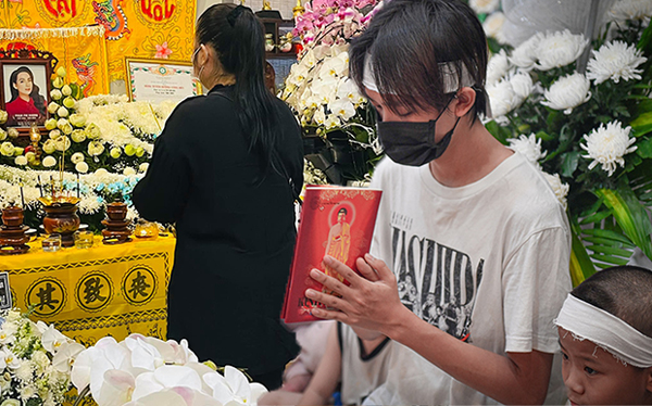 Thất tuần ca sĩ Phi Nhung, con gái ruột xót xa nhắc lại lời hứa mãi không thực hiện được của cố ca sĩ - Ảnh 3.