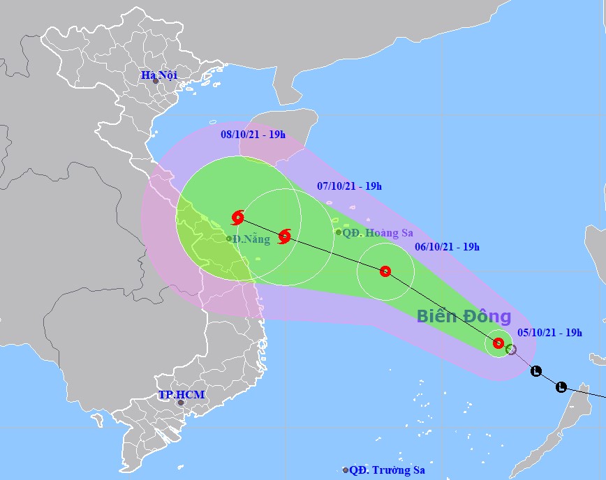 Xuất hiện áp thấp nhiệt đới trên Biển Đông, khả năng mạnh lên thành bão - Ảnh 1.