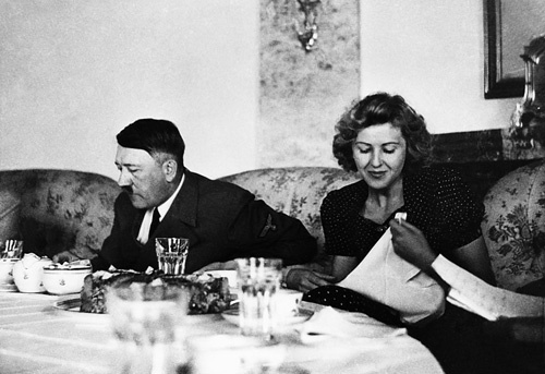 Đầu bếp tiết lộ thói quen ăn uống lạ của Hitler - Ảnh 4.