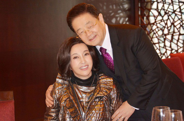 ‘Võ Tắc Thiên’ Lưu Hiểu Khánh 66 tuổi vẫn trẻ trung, là tỷ phú Trung Quốc - Ảnh 11.