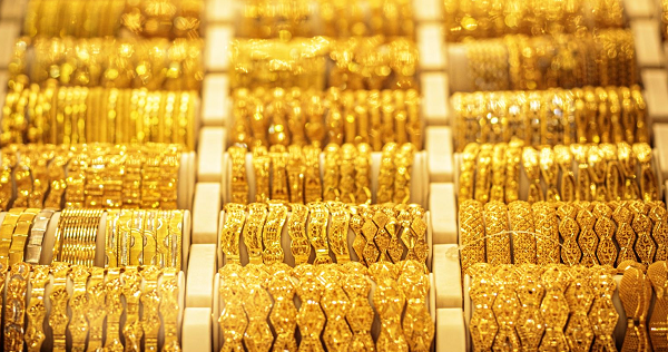 Giá vàng hôm nay 10/11: Tiếp tục tăng mạnh, vươn tới mốc lịch sử 60 triệu đồng/lượng - Ảnh 1.