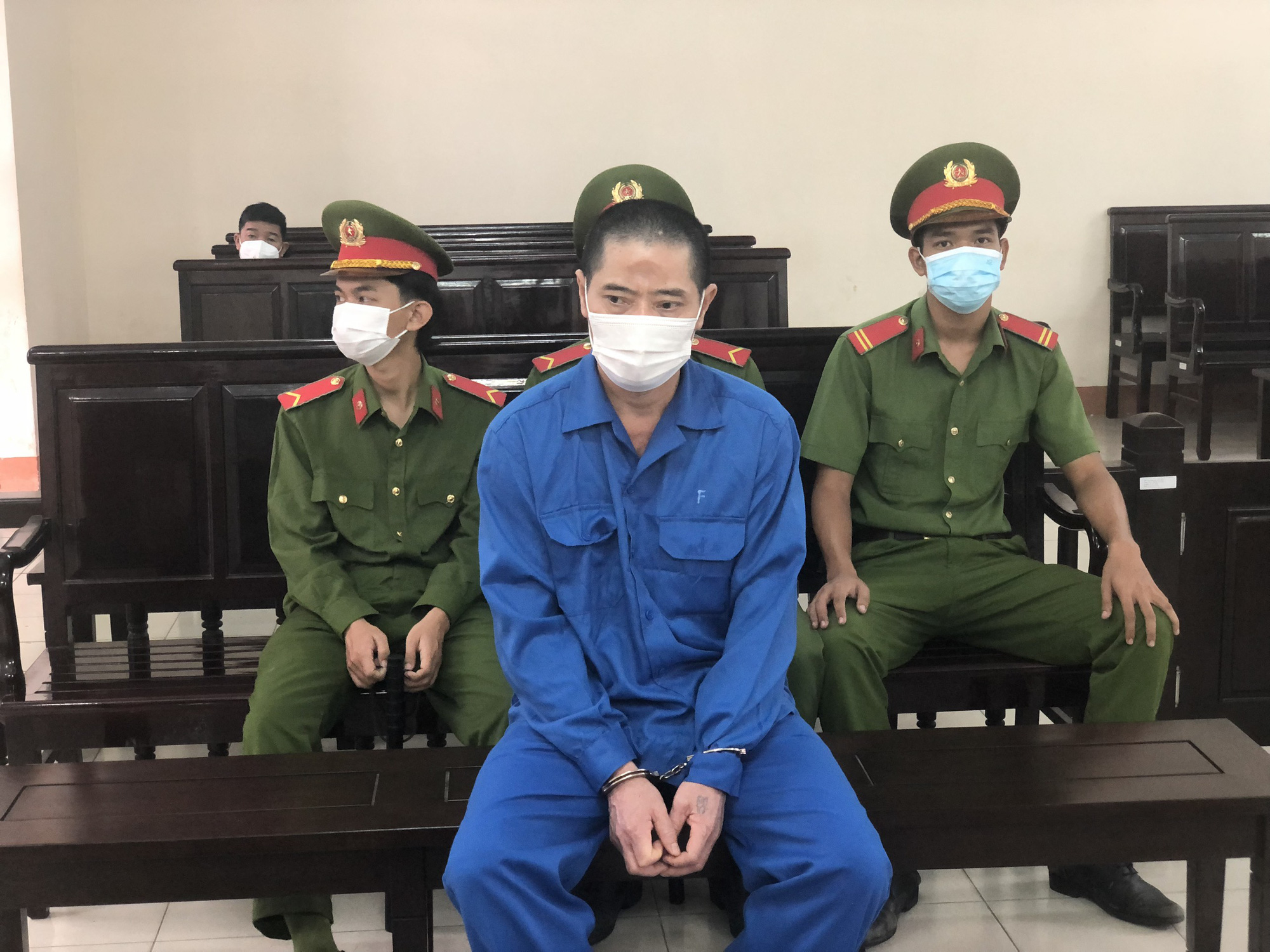 TAND tỉnh Bà Rịa- Vũng Tàu xét xử kín vụ án rúng động dư luận - Ảnh 2. TAND tỉnh Bà Rịa- Vũng Tàu xét xử kín vụ án rúng động dư luận - Ảnh 2.