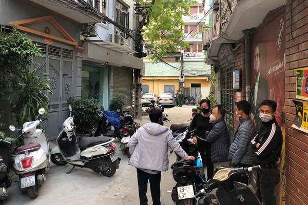 Người đàn ông bị hàng xóm đâm tử vong ở Hà Nội - Ảnh 1. Người đàn ông bị hàng xóm đâm tử vong ở Hà Nội - Ảnh 1.