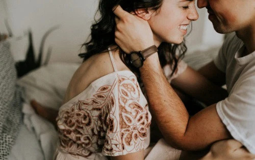 Bí quyết để không ngoại tình cực ngang trái của cựu cầu thủ bị 'ném đá', đọc điều đầu tiên thôi đã thấy nóng mặt rồi!