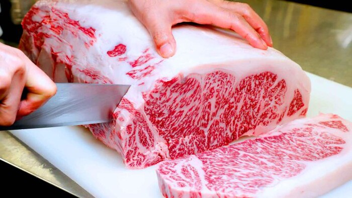 Không phải Kobe, đây mới là loại thịt bò hiếm nhất thế giới - Ảnh 4.