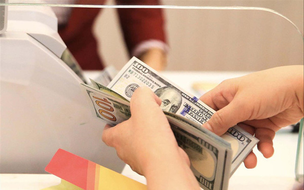 USD li&ecirc;n tục mất gi&aacute;, t&igrave;nh huống hiếm c&oacute; lịch sử - Ảnh 2.