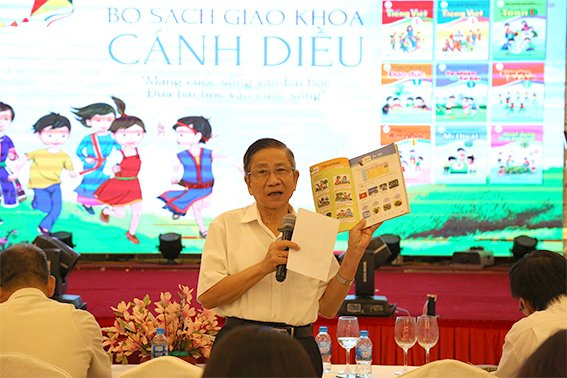 Sách giáo khoa bộ Cánh diều có nội dung gần gũi, học sinh dễ học, dễ hiểu, thầy dễ dạy - Ảnh 1.