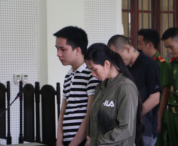 Chưa hết thời gian nuôi con nhỏ, nhiều mẹ bỉm đã phải cay đắng nhận án phạt tù nặng vì tội buôn bán chất cấm - Ảnh 3.