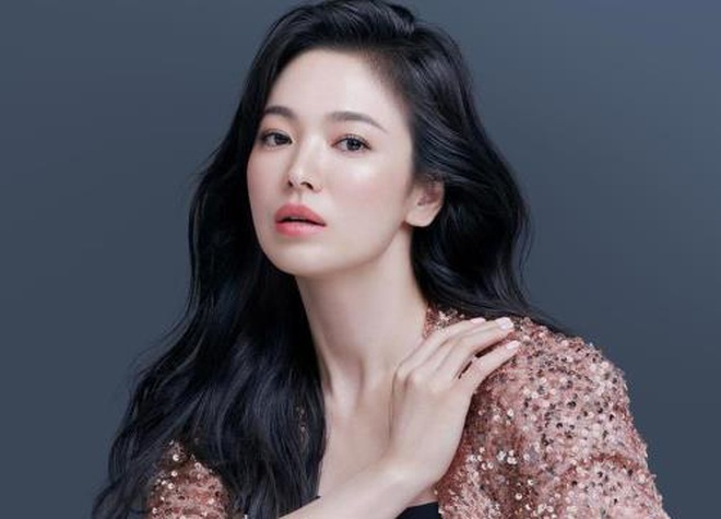 Bí quyết sở hữu làn da 'lão hóa ngược' của Song Hye Kyo ở tuổi 40