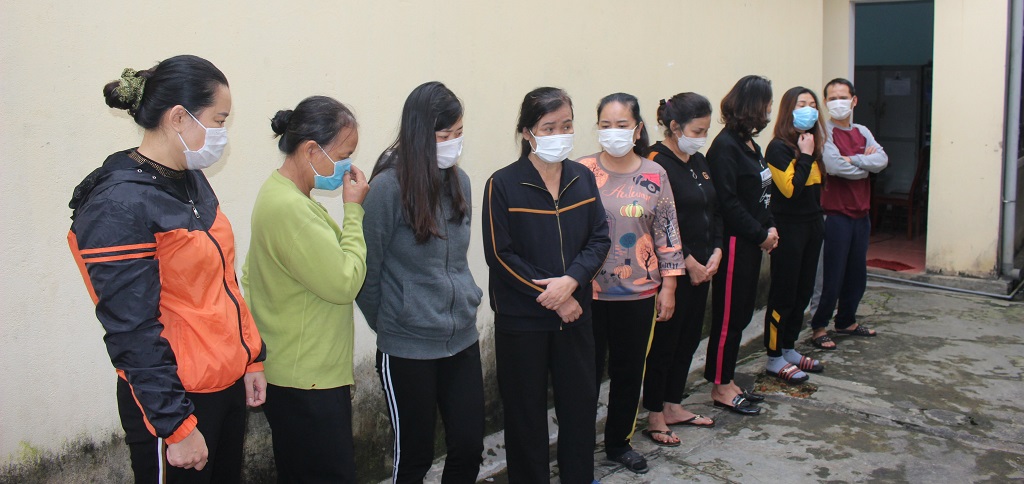 &ldquo;Qu&yacute; b&agrave;&rdquo; xinh đẹp cầm đầu đường d&acirc;y đ&aacute;nh bạc hơn 100 tỷ  - Ảnh 2.