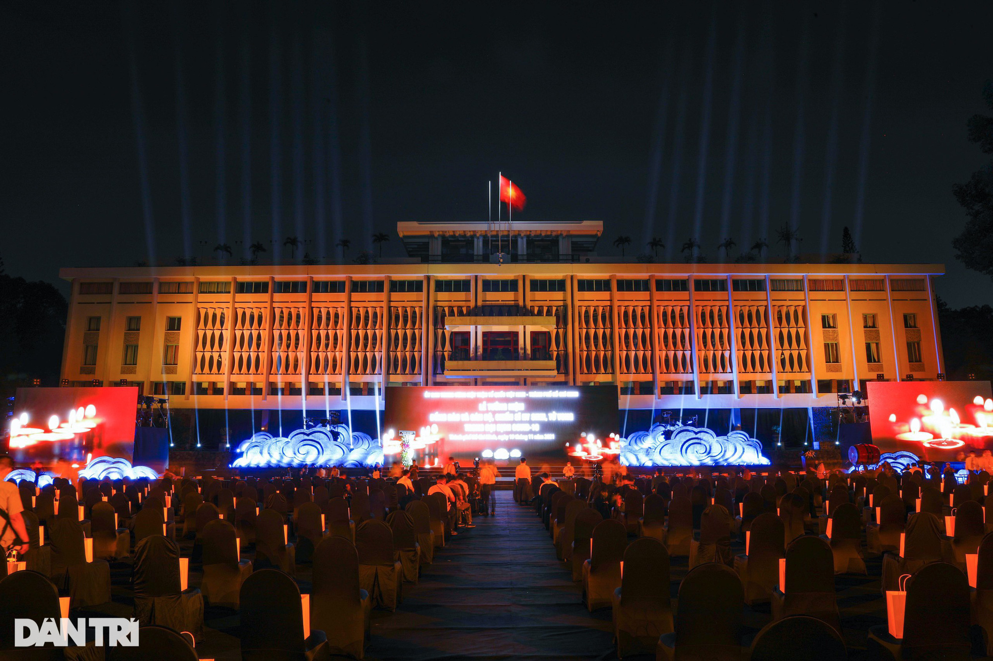 "&Ocirc;ng ấy từng ra chiến trường rồi trở về, nhưng lần n&agrave;y đi kh&ocirc;ng về nữa!" - Ảnh 7.