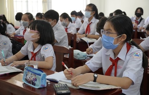 Hà Nội cho học sinh lớp 9 các huyện ngoại thành đi học trực tiếp từ 22-11