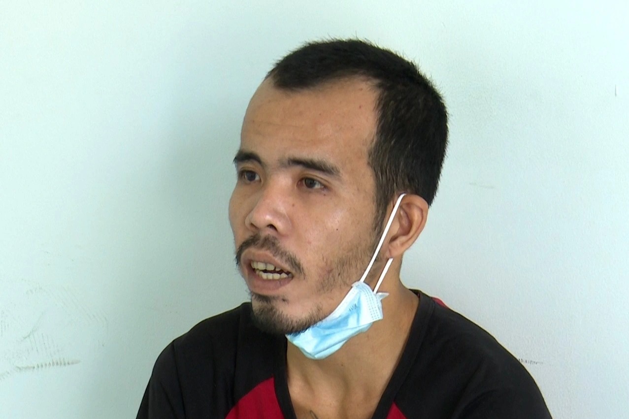 T&ecirc;n trộm "Năm Cam" nhảy lầu vẫn bị... t&oacute;m - Ảnh 1.