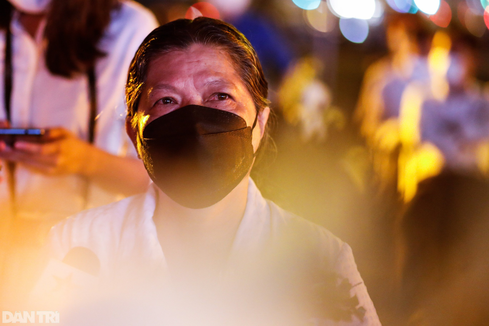 "&Ocirc;ng ấy từng ra chiến trường rồi trở về, nhưng lần n&agrave;y đi kh&ocirc;ng về nữa!" - Ảnh 4.