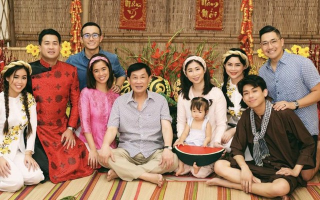 Sao Việt lấy chồng siêu giàu: cựu diễn viên Thủy Tiên biến mình thành người phụ nữ quyền lực - Ảnh 10.