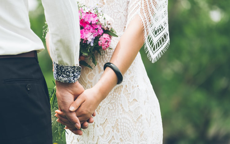 Trả lời 6 câu hỏi này bạn sẽ biết hôn nhân của mình có đang hạnh phúc hay không?  