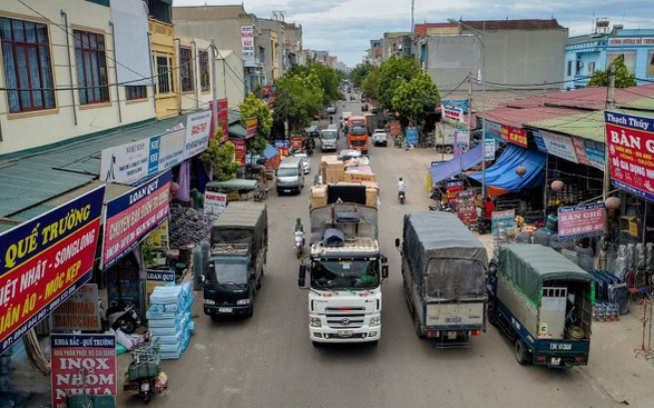 Tin sáng 24/11: Vĩnh Phúc yêu cầu người dân hạn chế ra khỏi nhà; Hà Nội lý giải vì sao chưa thực hiện cách ly F1 tại nhà ở 4 quận nội đô