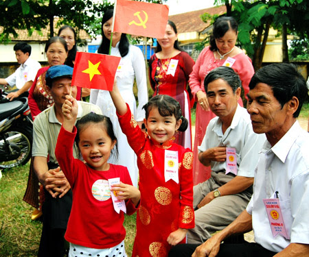 60 năm ngành Dân số - Vì một Việt Nam phát triển bền vững: Công tác dân số trong tình hình mới và chiến lược dân số đến năm 2030 - Ảnh 2.