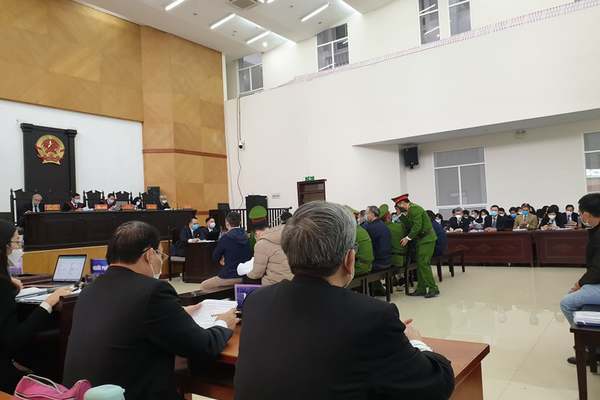 Cao tốc Đà Nẵng - Quảng Ngãi: Đề nghị tuyên phạt cựu Phó TGĐ VEC 7-8 năm tù - Ảnh 1.