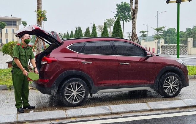 Nữ đại t&aacute; 'rởm' sống vương giả, người cho vay l&acirc;m cảnh khốn c&ugrave;ng - Ảnh 3.