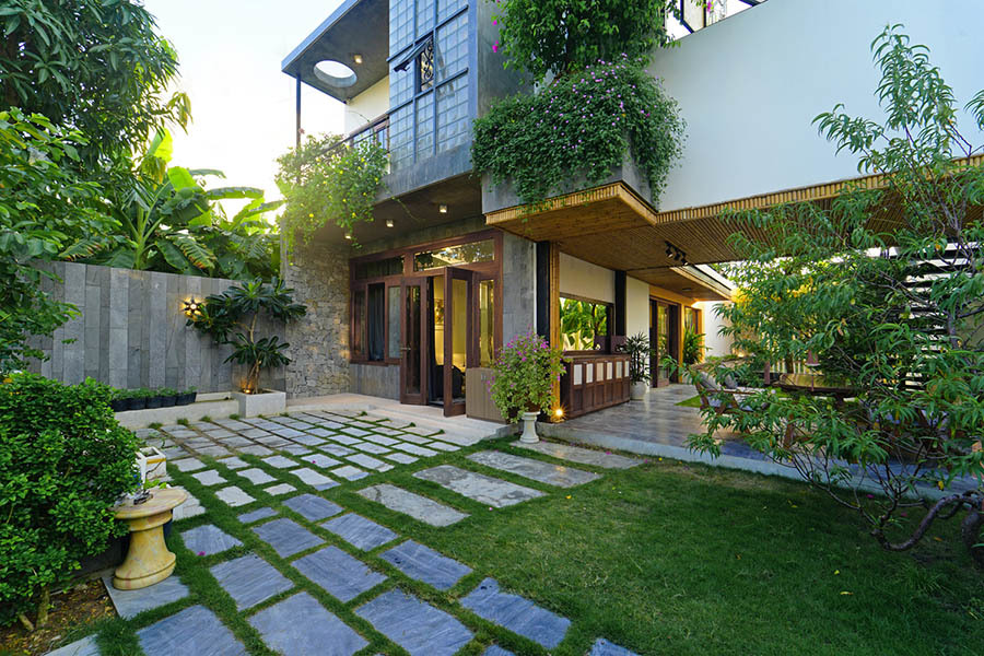 Mát mắt với căn biệt thự được thiết kế như một resort - Ảnh 2. Mát mắt với căn biệt thự được thiết kế như một resort - Ảnh 2.