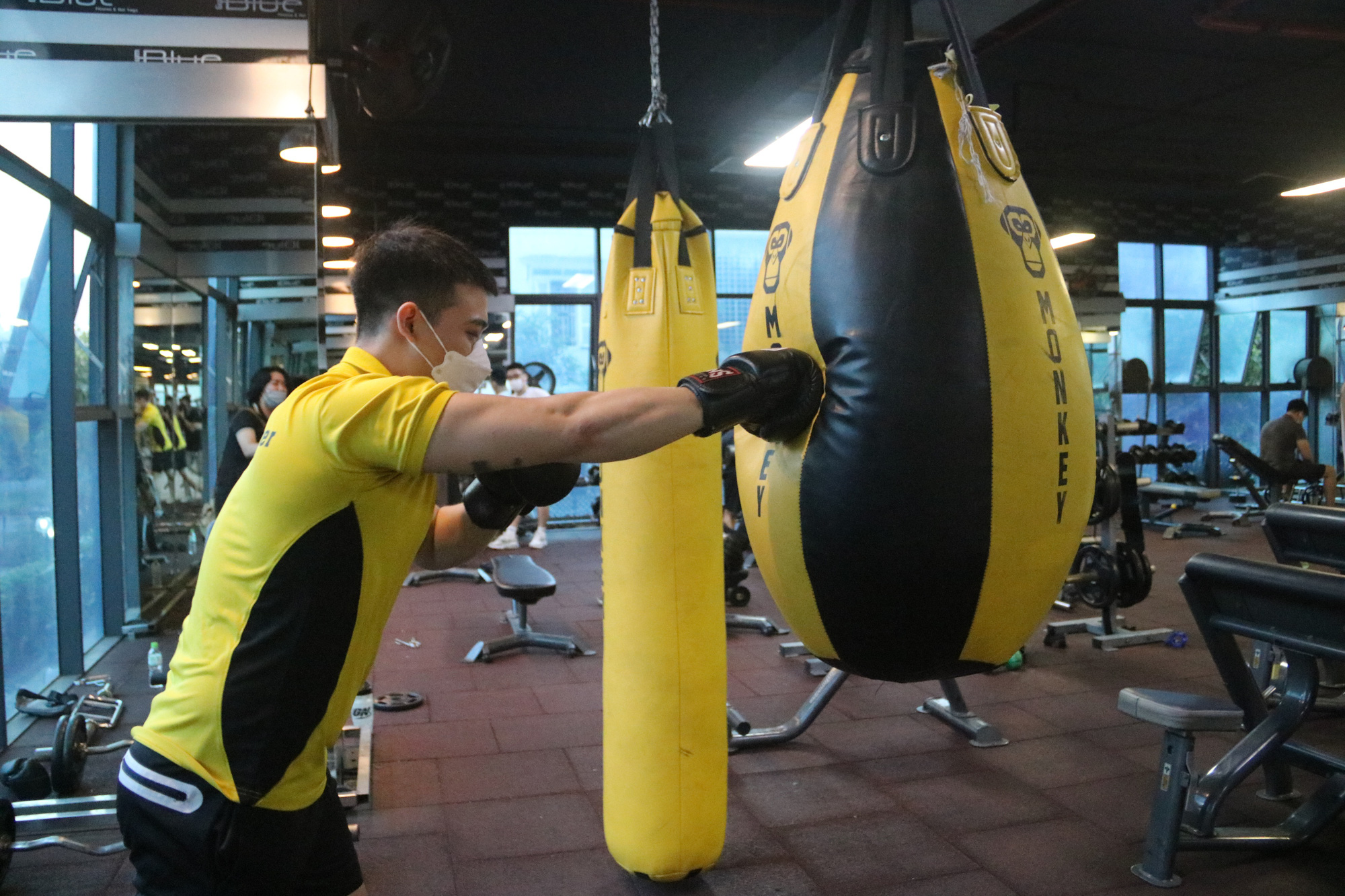 Phòng gym ở Hà Nội &quot;rón rén&quot; mở cửa, hạn chế nhận học viên mới - Ảnh 10.