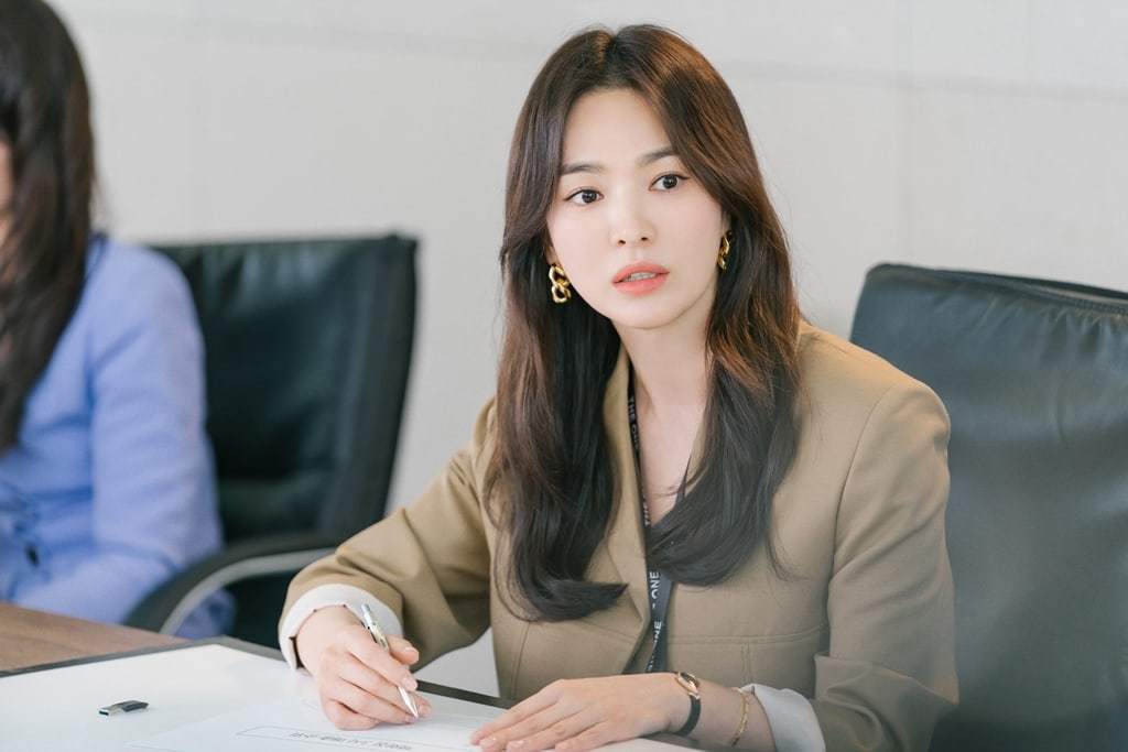 Song Hye Kyo nói lý do trở lại đóng phim ngôn tình ở tuổi 40 - Ảnh 7.