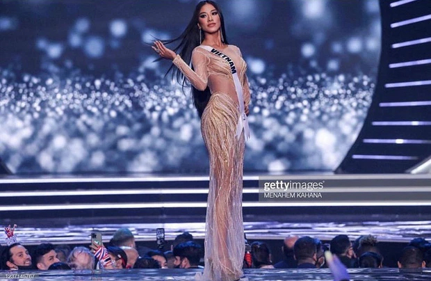 Á hậu Venezuela gây xôn xao khi bất ngờ chia sẻ lại bài đăng nghi vấn việc Kim Duyên &quot;copy&quot; động tác tại Bán kết Miss Universe 2021 - Ảnh 4.