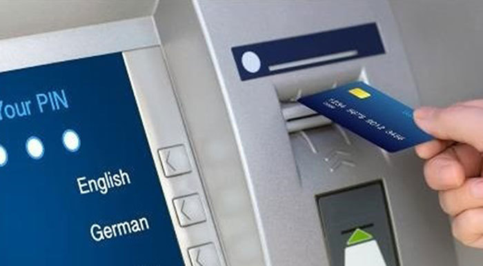 Cách kích hoạt thẻ ATM gắn chip để tránh bị khoá thẻ - Ảnh 2.