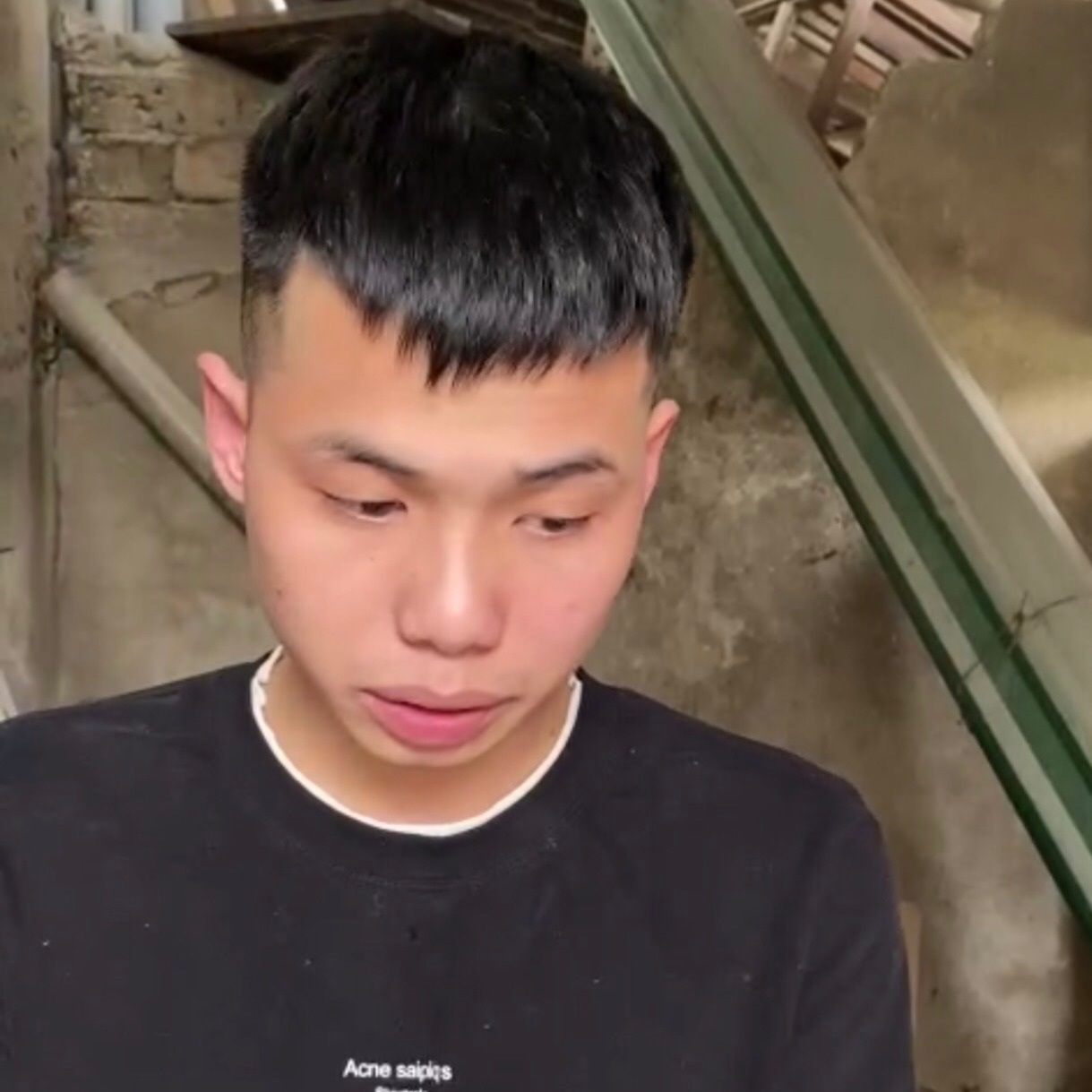 Bắt sinh vi&ecirc;n mua ma t&uacute;y về ph&ograve;ng trọ sử dụng - Ảnh 1.