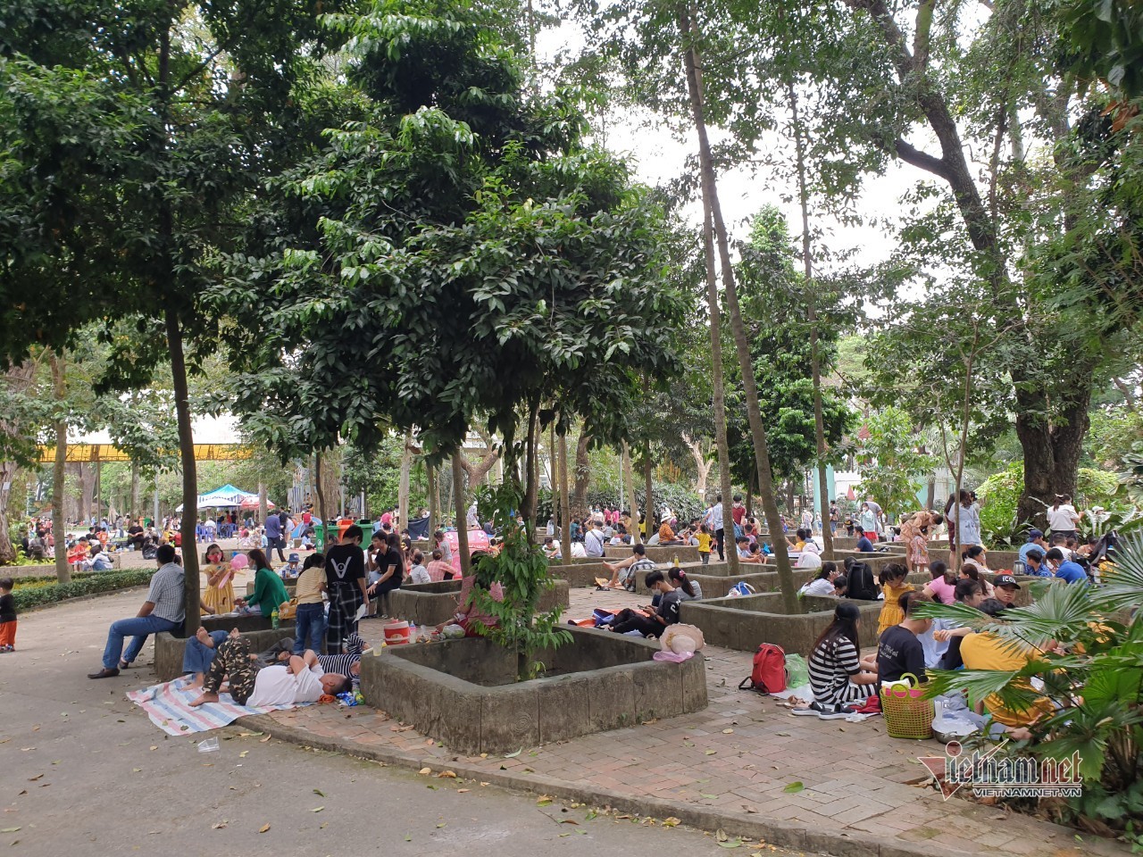 Thảo Cầm Viên Sài Gòn bất ngờ đón hàng nghìn khách vui chơi ngày cuối tuần - Ảnh 20.