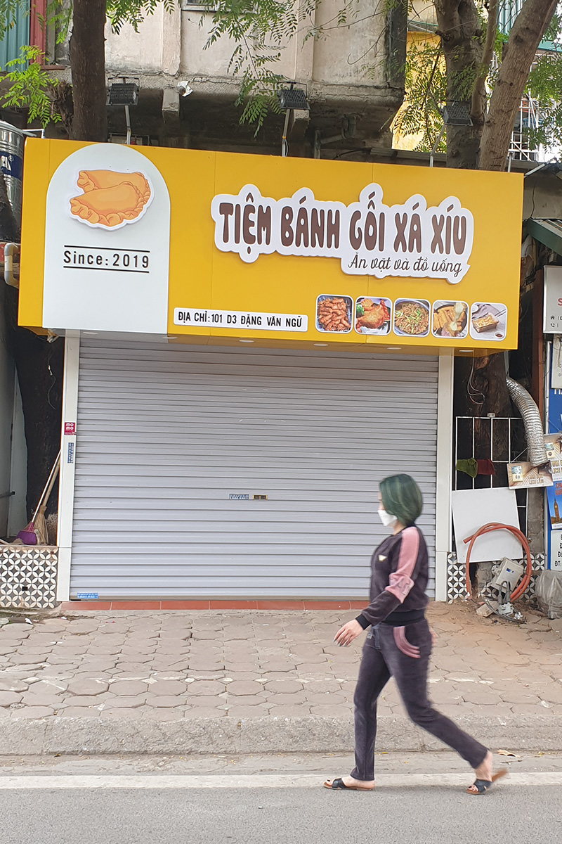 Hàng loạt cửa hàng ăn uống vùng cam của Hà Nội chọn cách đóng cửa khi chỉ được &quot;bán mang về&quot; - Ảnh 10.