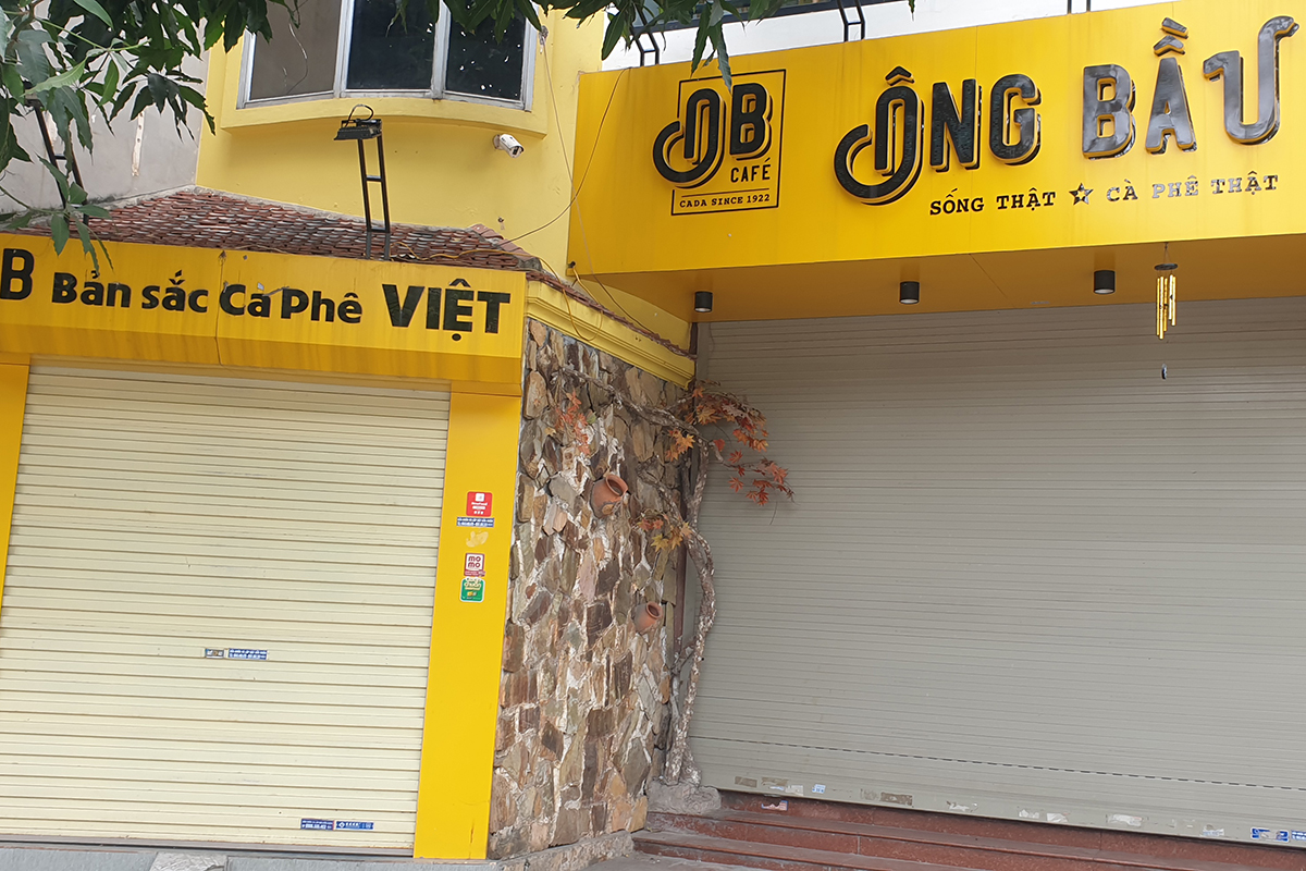 Hàng loạt cửa hàng ăn uống vùng cam của Hà Nội chọn cách đóng cửa khi chỉ được &quot;bán mang về&quot; - Ảnh 6.