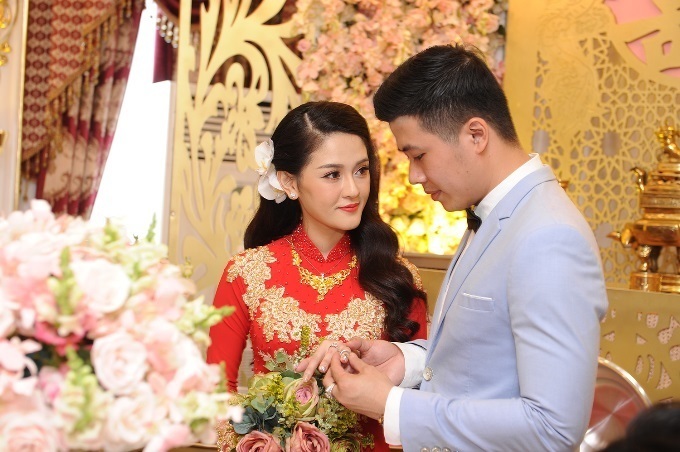 Cuộc sống sau kết hôn gây tò mò của cô dâu đi lấy chồng với hồi môn "khủng" - Ảnh 5. Cuộc sống sau kết hôn gây tò mò của cô dâu đi lấy chồng với hồi môn "khủng" - Ảnh 5.