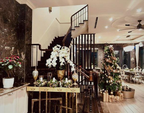 Lã Thanh Huyền trang trí Giáng sinh trong biệt thự 60 tỷ, lung linh hơn cả khách sạn - Ảnh 4.
