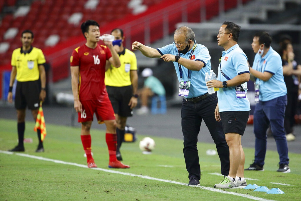 HLV Park Hang Seo: &quot;Tuyển Việt Nam sẽ có trận chiến đẹp và không hối hận&quot; - Ảnh 2.