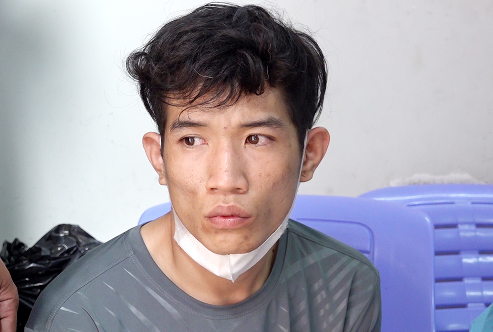 Bắt giam đối tượng sử dụng búa sấm sét để mua bán ma túy - Ảnh 1. Bắt giam đối tượng sử dụng búa sấm sét để mua bán ma túy - Ảnh 1.