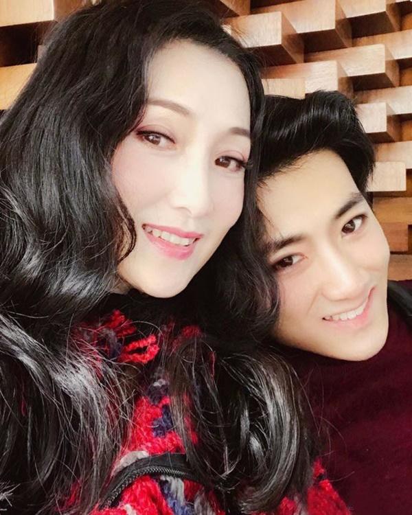 Cuộc sống nhiều bất ngờ của &quot;Dương Quý Phi đẹp nhất mọi thời đại&quot; - Ảnh 6.