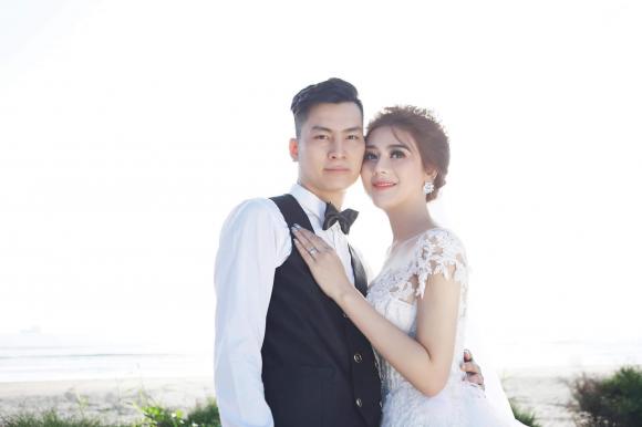 Vừa ly hôn được 2 tuần, chồng cũ Lâm Khánh Chi bất ngờ thân mật ôm ấp một cô gái lạ - Ảnh 2.