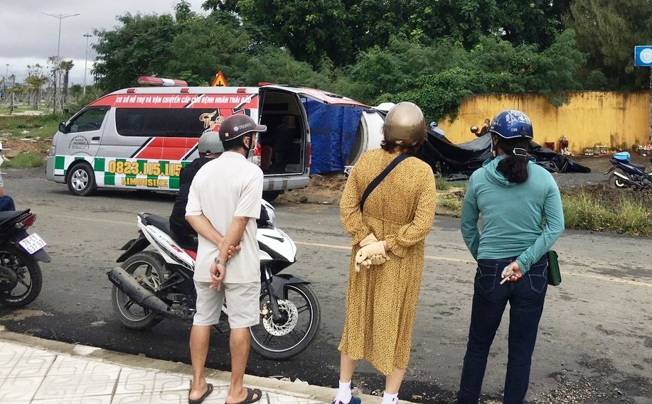 Ph&aacute;t hiện người đ&agrave;n &ocirc;ng chết ch&aacute;y trong cống - Ảnh 2.