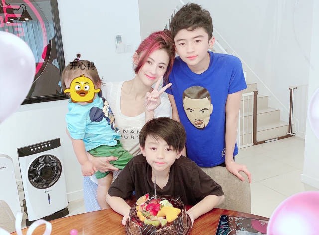 Trương Bá Chi bị hỏi con trai thứ ba sẽ gọi Tạ Đình Phong là gì, câu trả lời của cô khiến netizen bất ngờ - Ảnh 6.