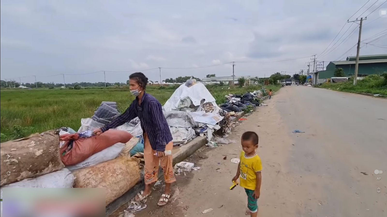 Tiểu thư nhà giàu dứt áo theo chồng nghèo, 8 năm sau nhặt ve chai nuôi đàn con thơ - Ảnh 5.