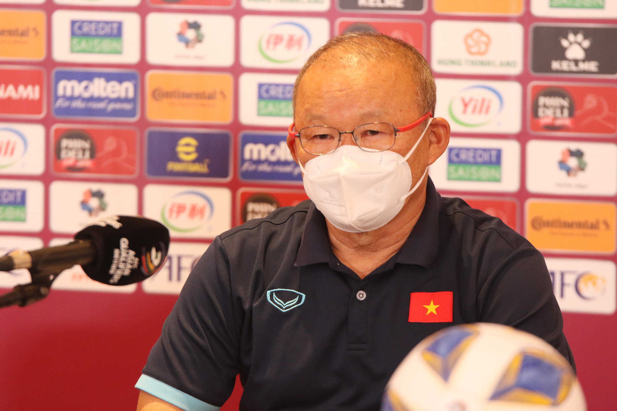 Công Phượng và Văn Đức ghi bàn, đội tuyển Việt Nam giành 3 điểm trước Lào - Ảnh 2.