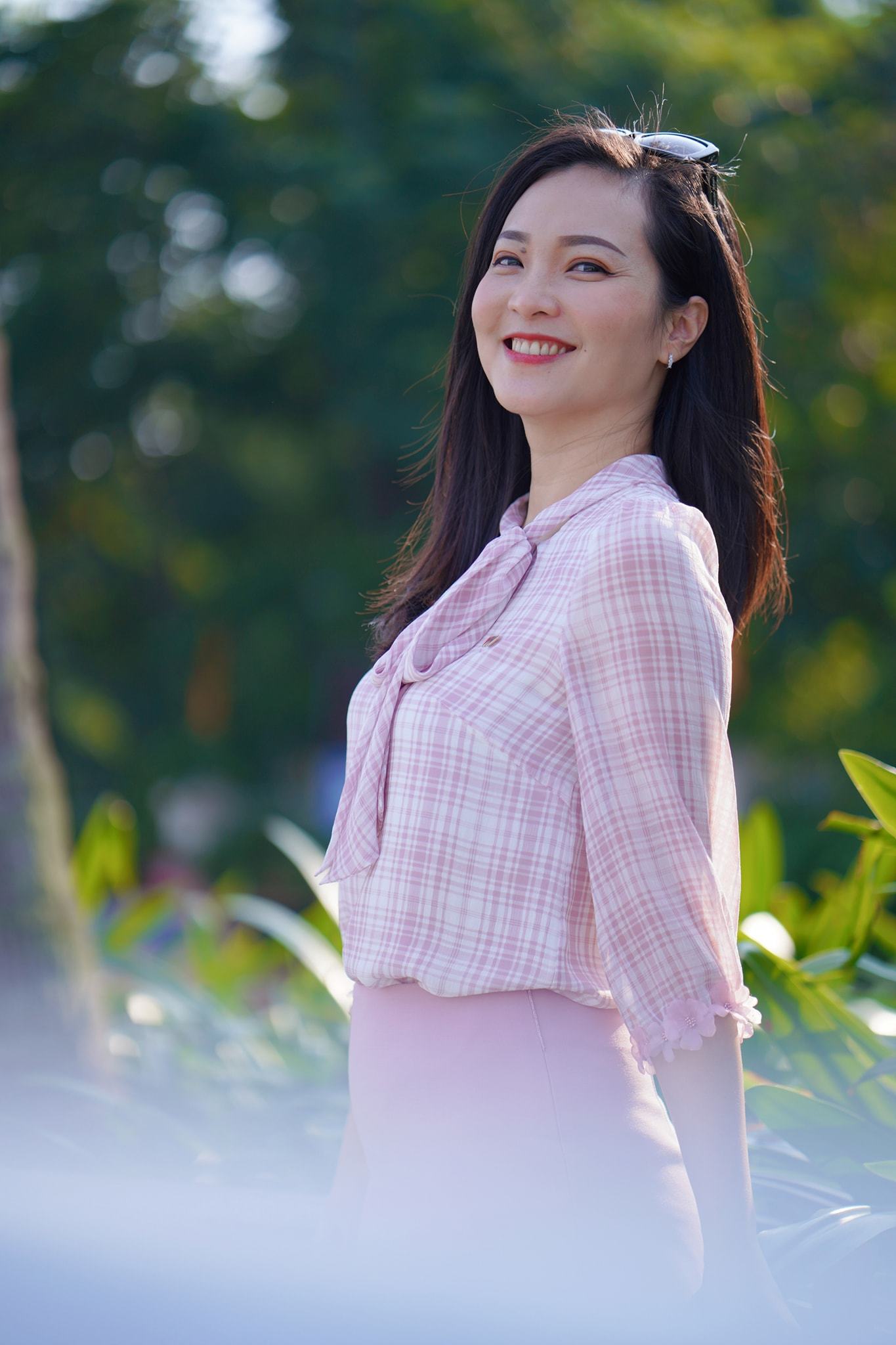 MC Phương Thảo VTV: T&ocirc;i chỉ dẫn bản tin Thời sự tạm thời - Ảnh 8.