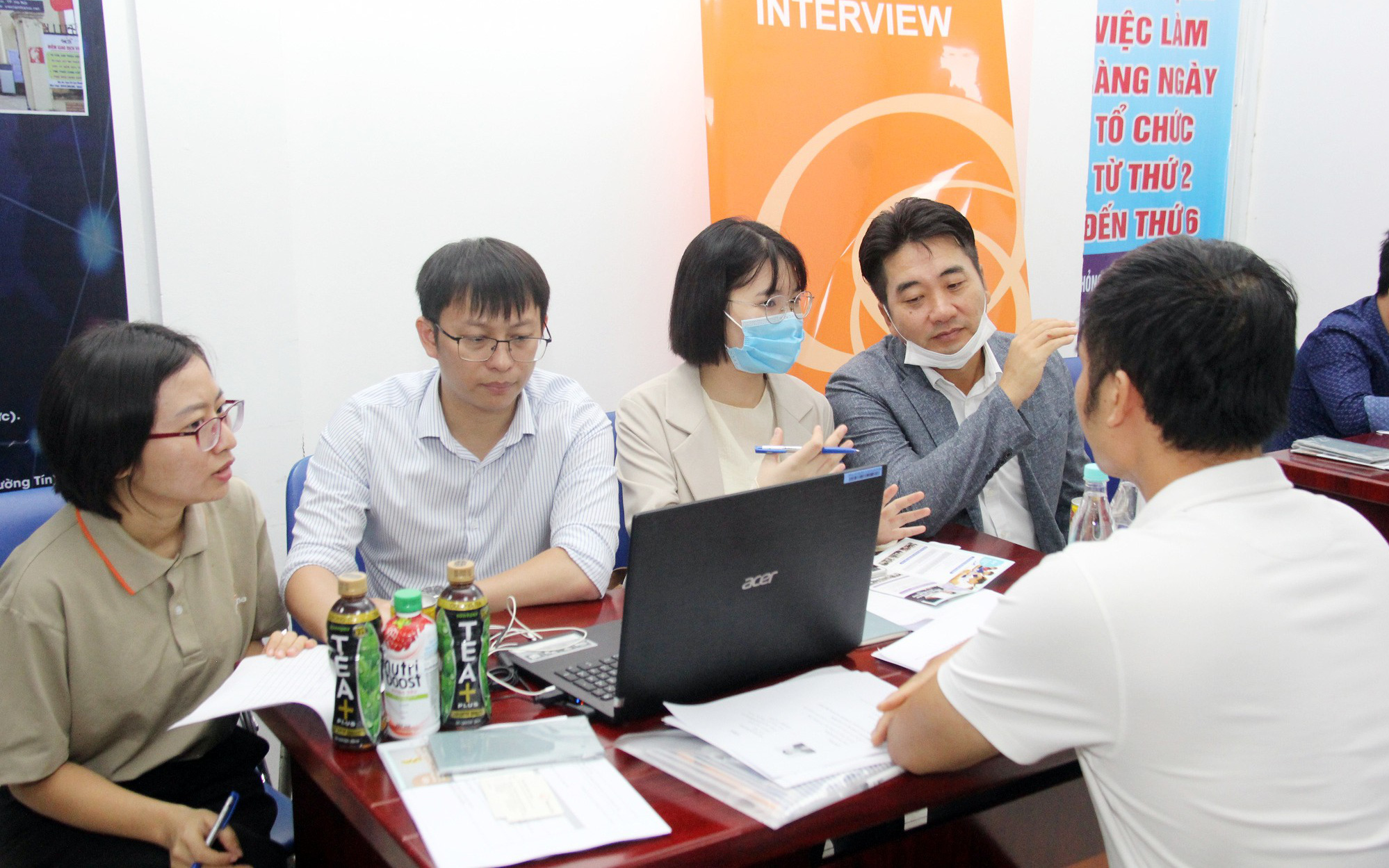 Tham gia phiên giao dịch việc làm, HSSV Hà Nội sẽ có việc làm khi đáp ứng đủ yêu cầu